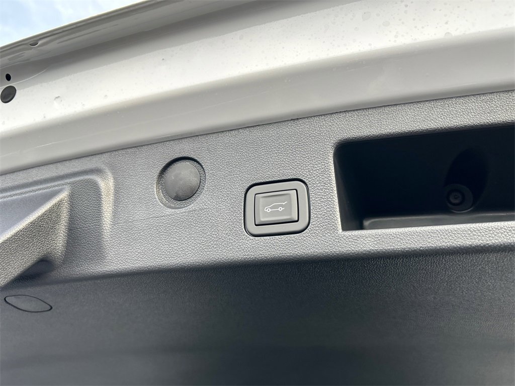 2026 GMC TERRAIN - Image 33