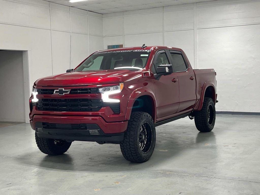 2025 Chevrolet Silverado 1500 RST photo 4