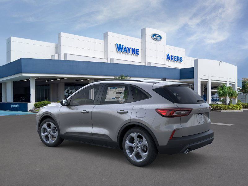 2026 Ford Escape ST-Line photo 3