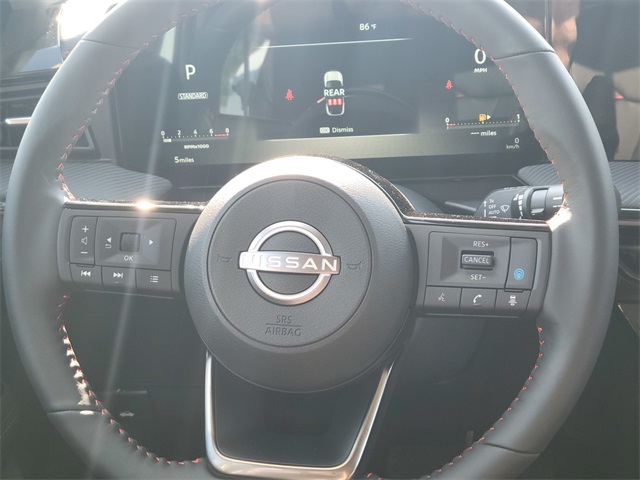 2025 Nissan Kicks SR photo 25