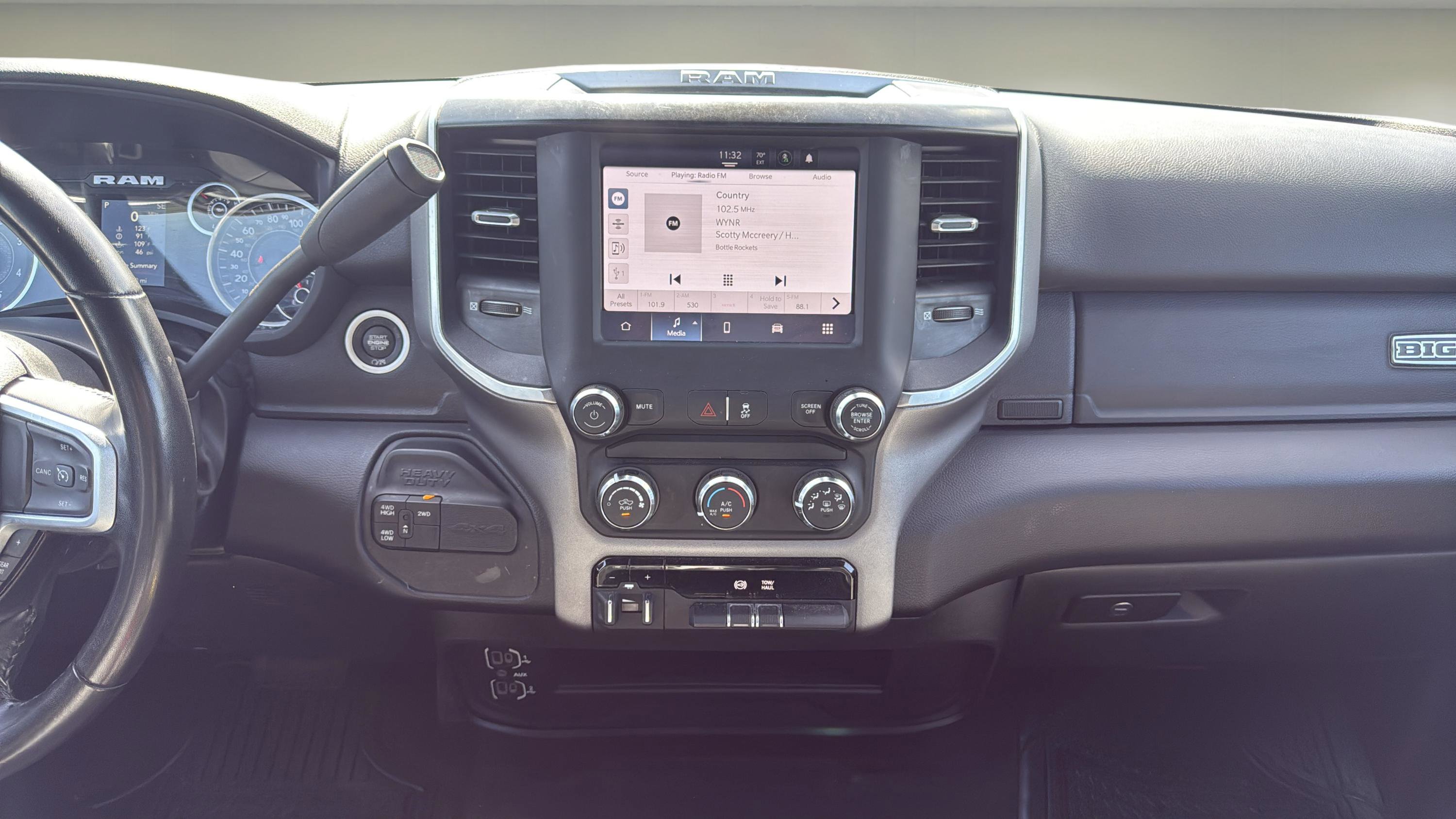 2024 Ram 2500 Big Horn photo 10