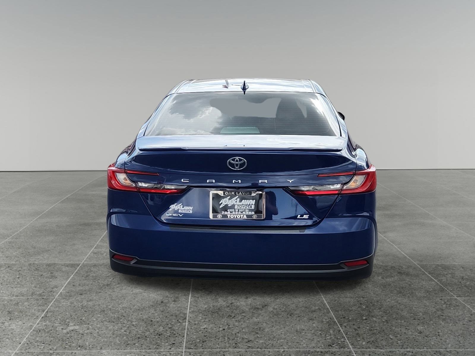 2025 Toyota Camry LE photo 6