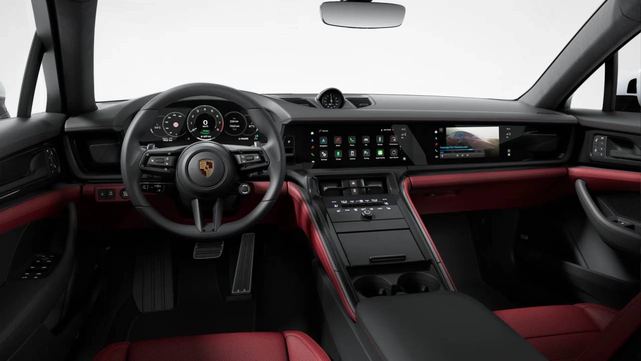 2025 Porsche Panamera E-Hybrid 4 photo 9