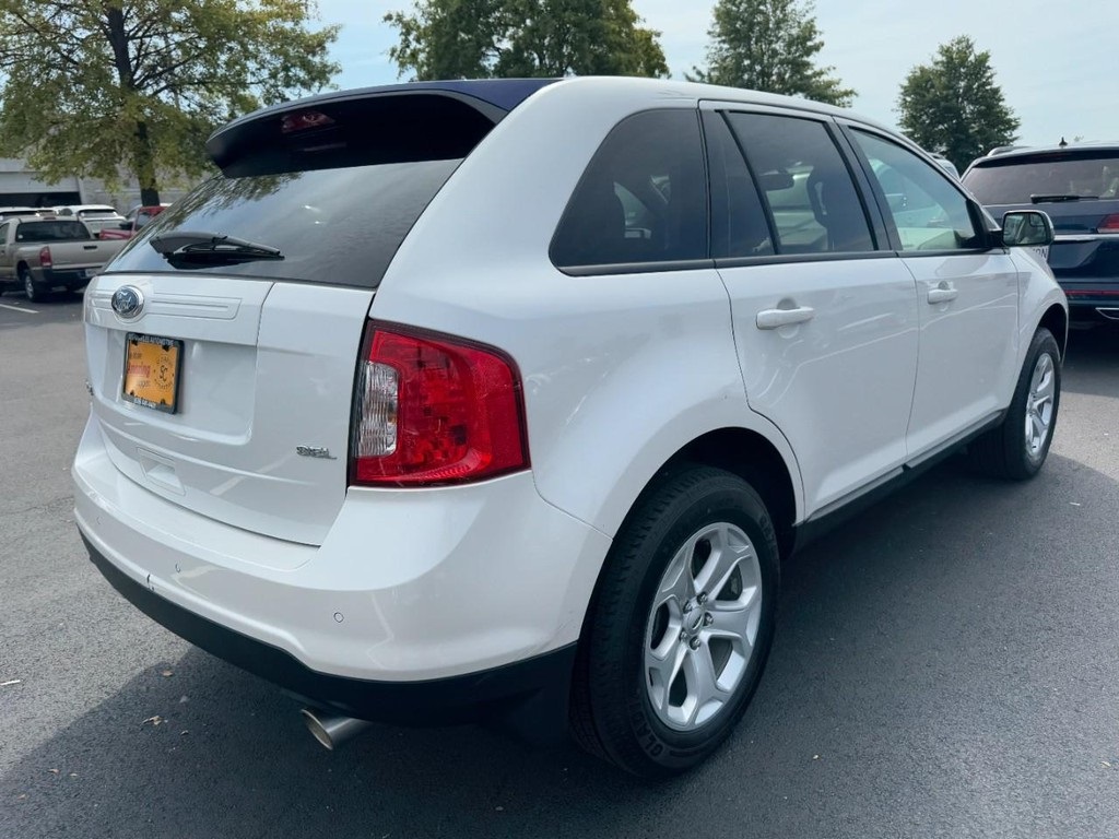 2014 Ford Edge SEL photo 3