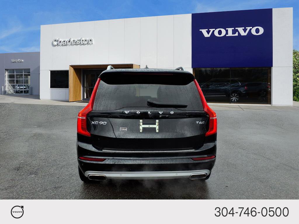 2019 Volvo XC90 Momentum photo 3