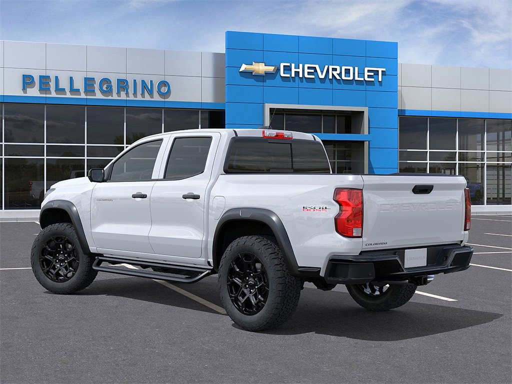 2026 Chevrolet Colorado Trail Boss photo 3