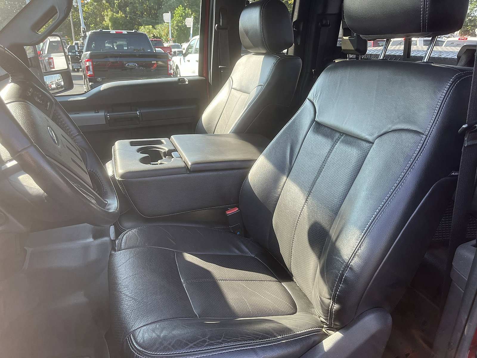 2016 Ford F-250 Lariat photo 7
