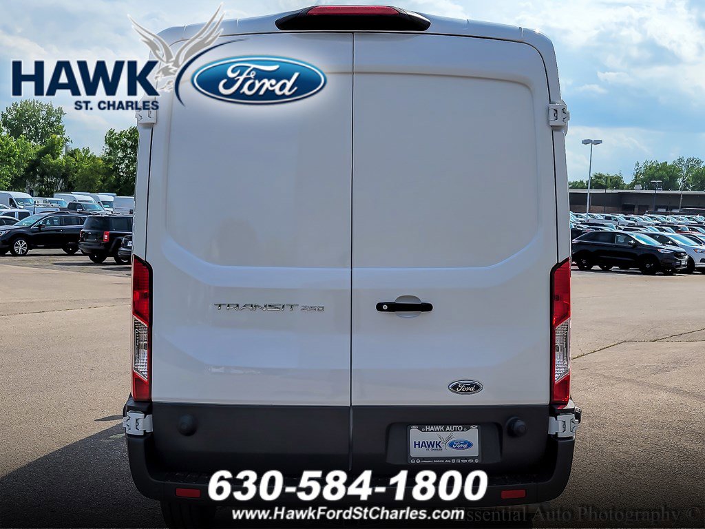 2025 Ford Transit photo 2
