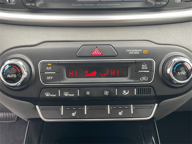 2019 Kia Sorento SX photo 24