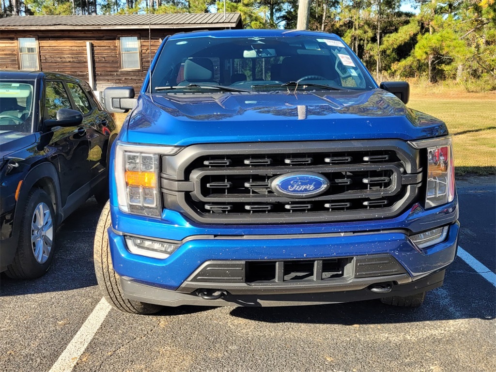 2023 Ford F-150 XLT photo 2