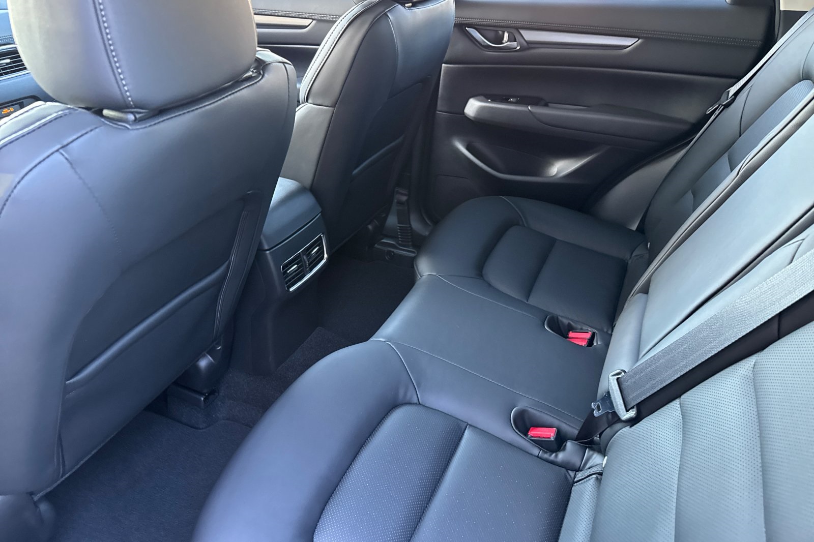 2025 Mazda CX-5 2.5 Select photo 12