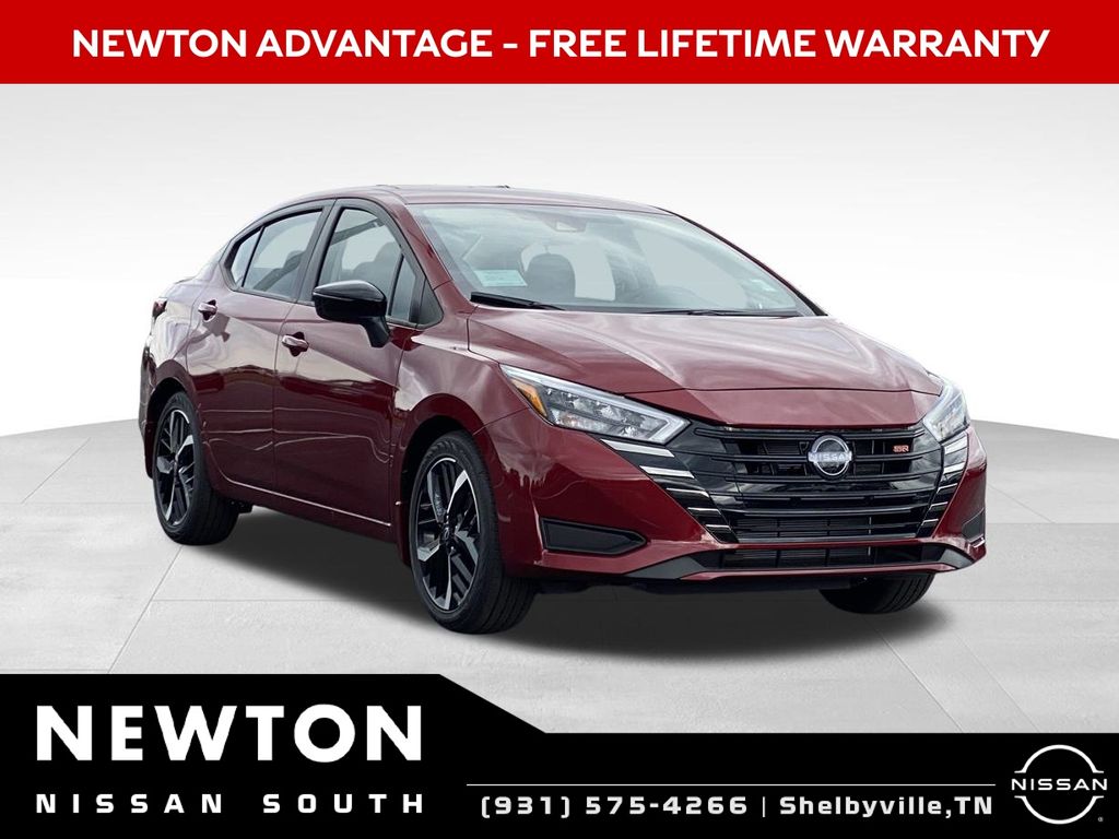 2025 Nissan Versa Sedan SR's photo