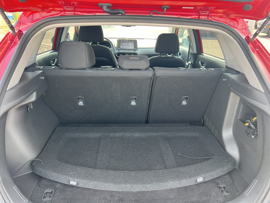 2022 Hyundai Kona SEL photo 9