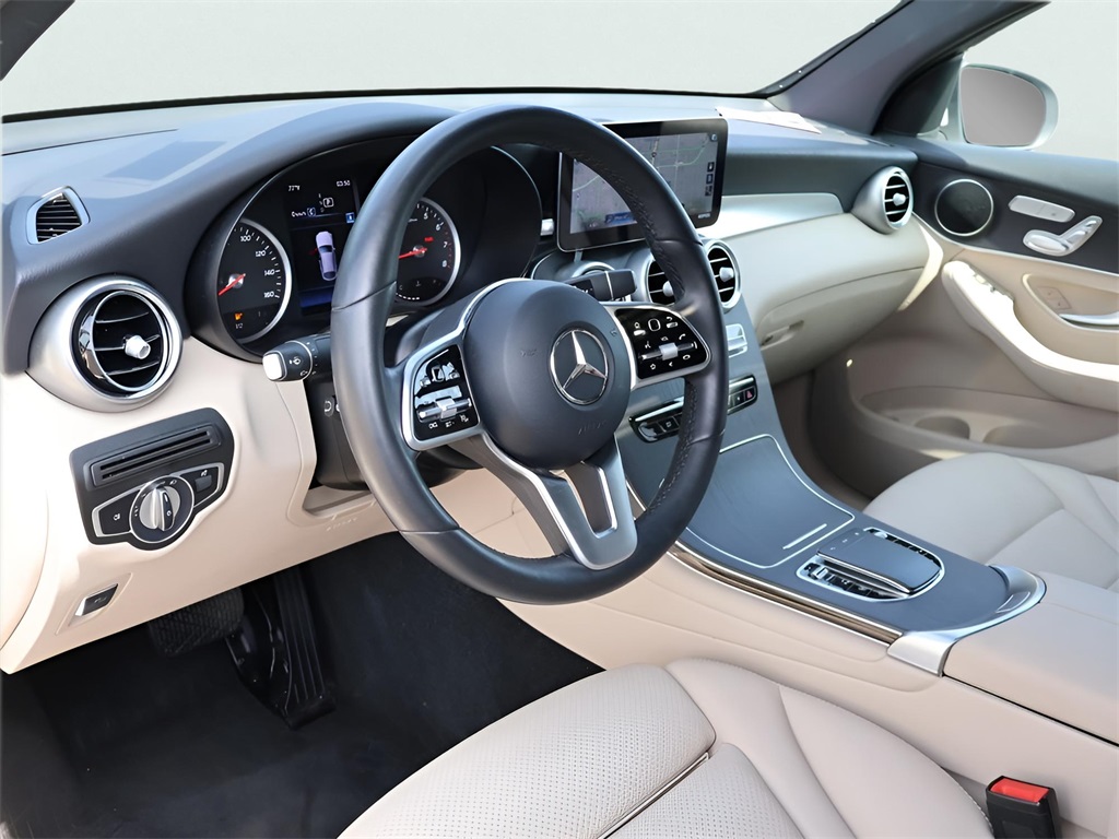 2022 Mercedes Benz GLC 300 Coupe 4MATIC photo 18