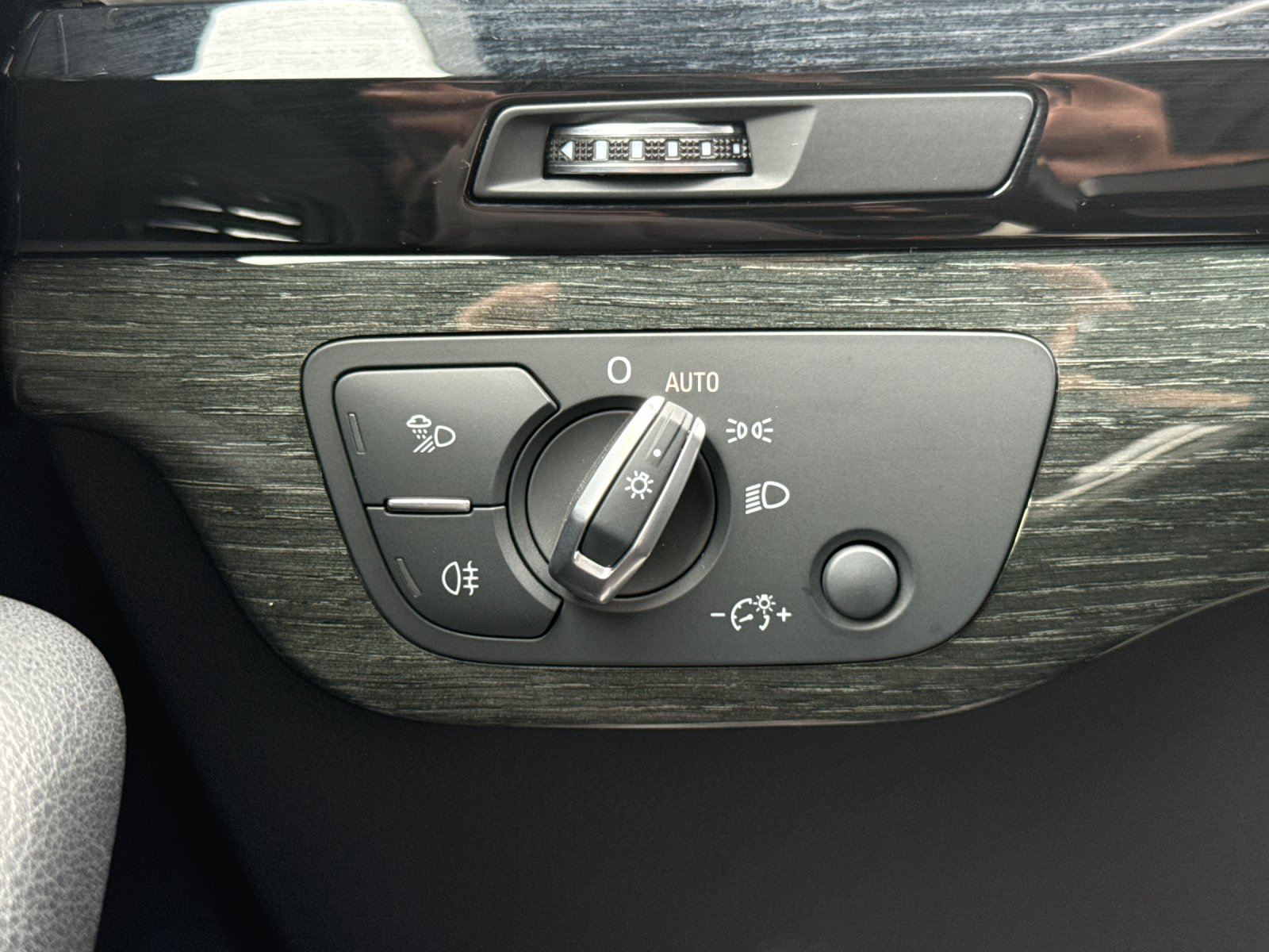 2019 Audi Q7 55 Premium photo 33