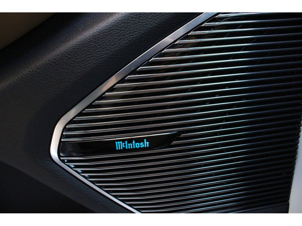 2024 Jeep Grand Cherokee L Summit photo 4