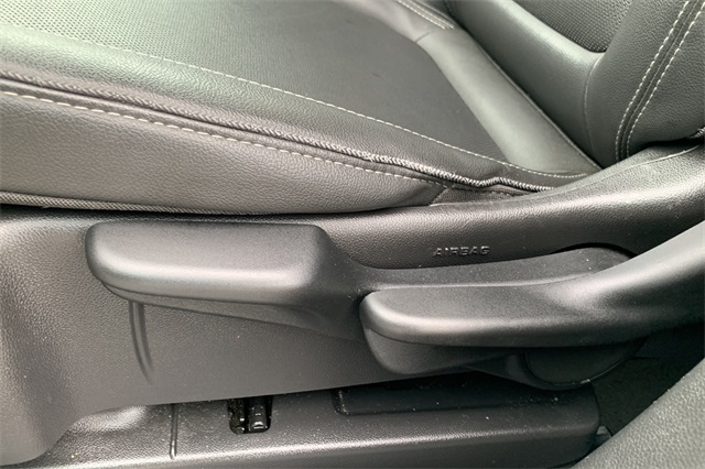 2024 Buick Encore GX Sport Touring photo 5