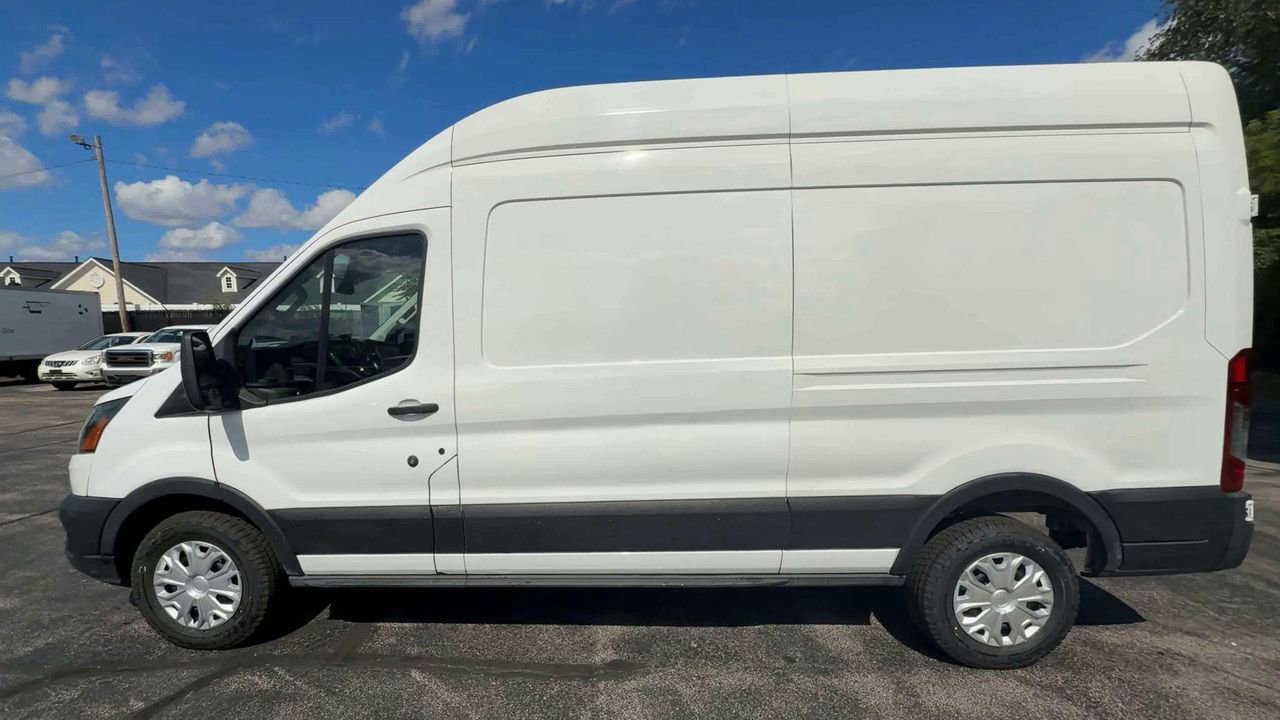 2023 Ford Transit Cargo Van photo 3
