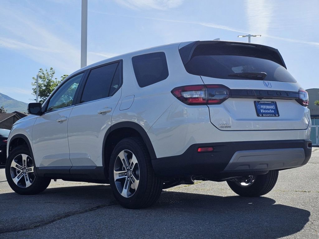 2025 Honda Pilot EX-L photo 5
