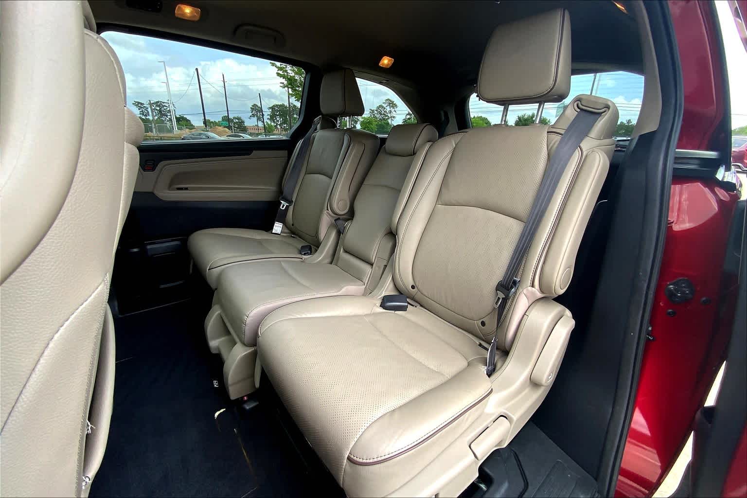 2022 Honda Odyssey Elite photo 18