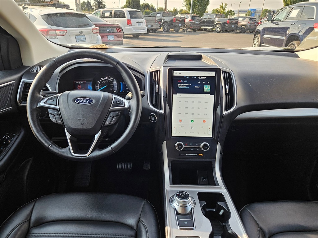 2024 Ford Edge SEL photo 24