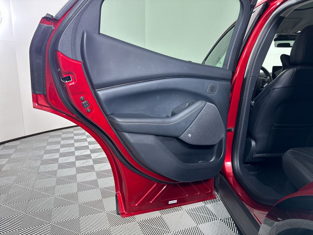 2021 Ford Mustang Mach-E Premium photo 41