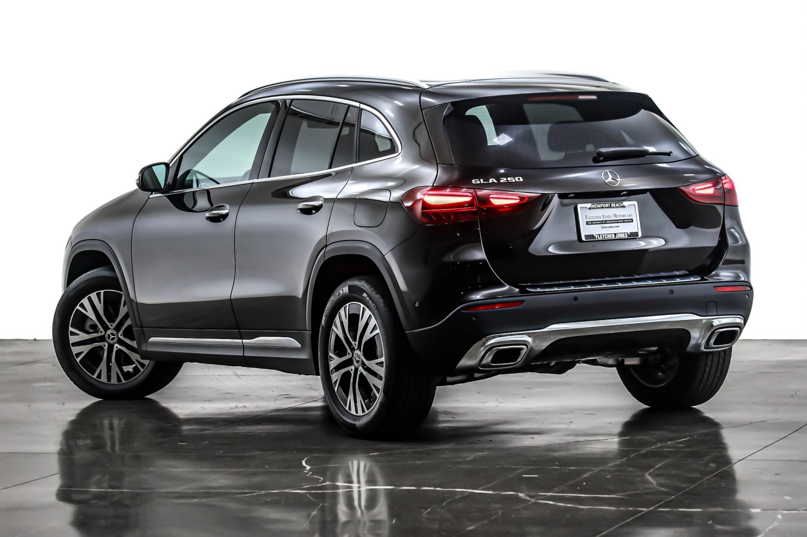 2025 Mercedes Benz GLA 250 photo 12