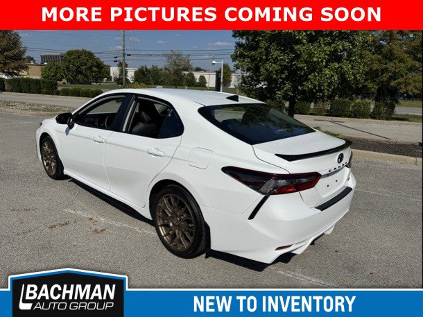 2024 Toyota Camry SE photo 3