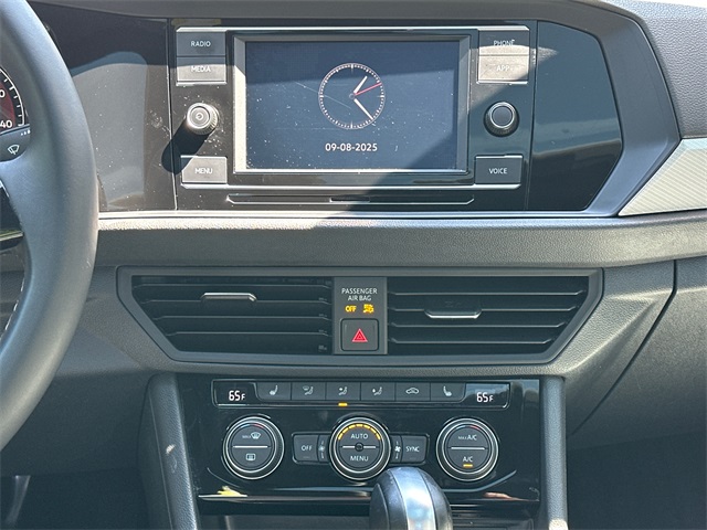 2021 Volkswagen Jetta R-Line photo 26