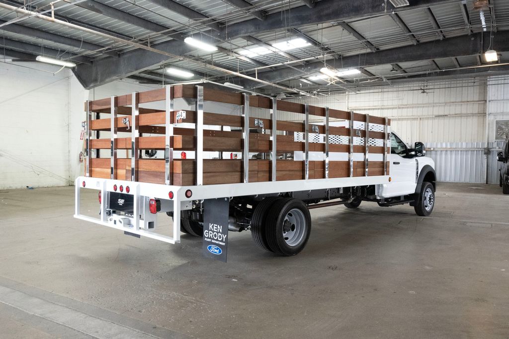 2025 Ford F-550 Chassis XL