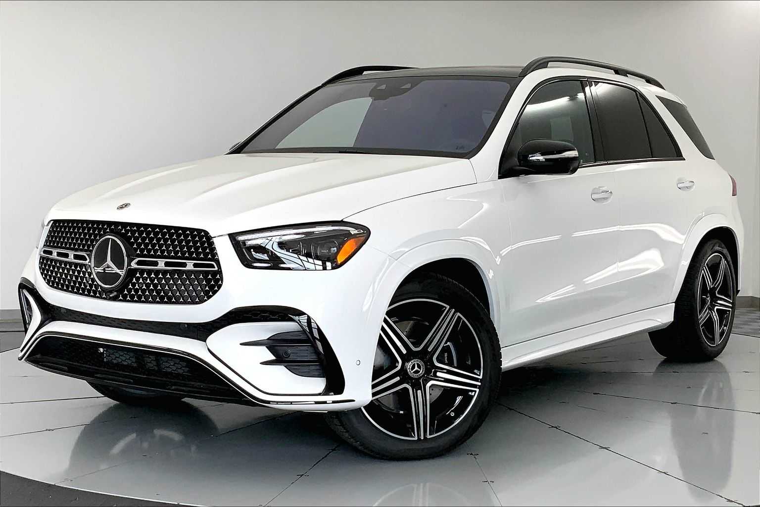 2026 Mercedes-Benz GLE GLE450's photo