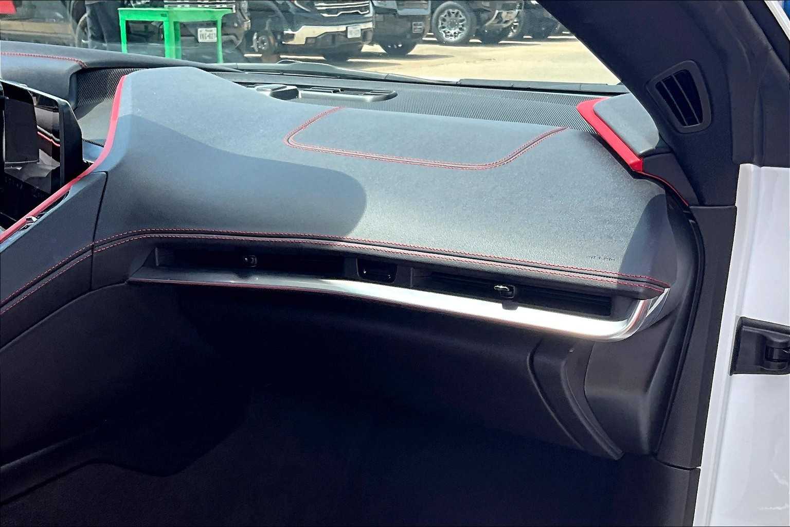 2023 Chevrolet Corvette Stingray 2LT photo 16