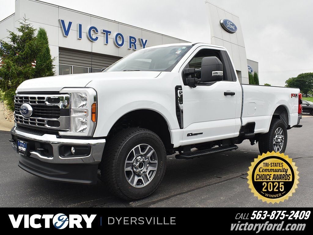 2025 Ford F-350 Super Duty XLT's photo