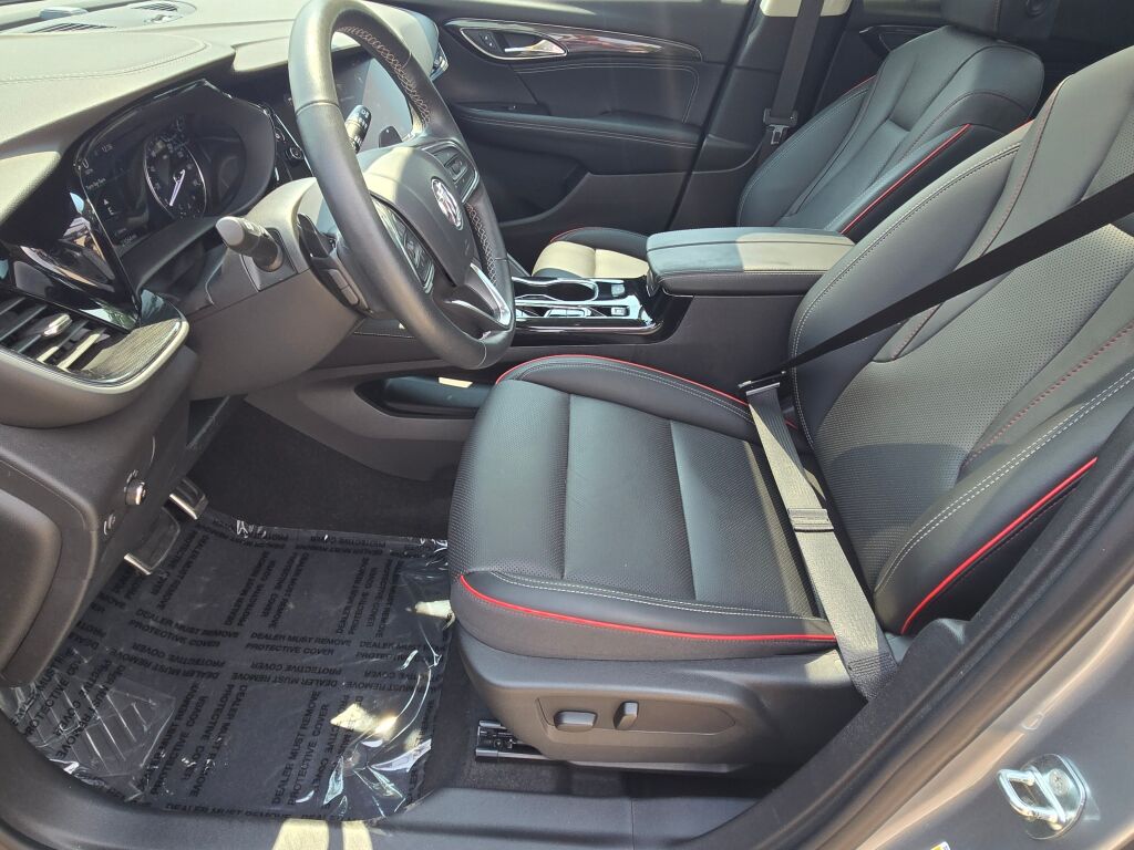 2023 Buick Envision Essence photo 18