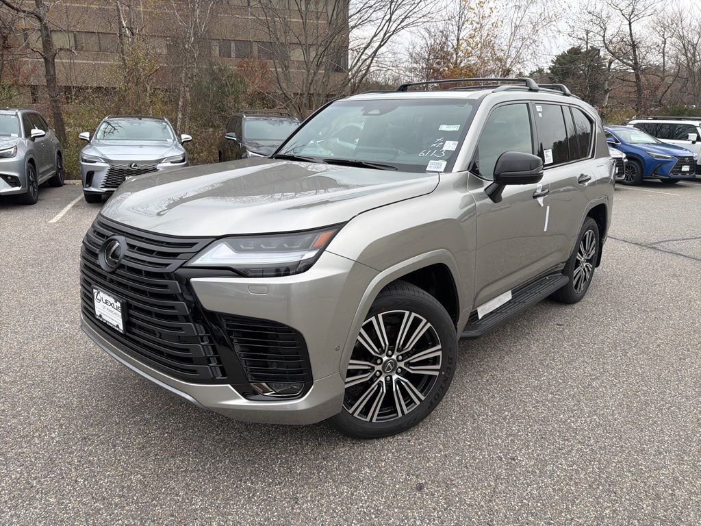 2025 Lexus LX Luxury's photo