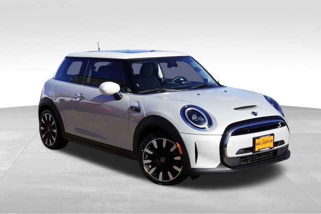 2023 MINI Hardtop 2 Door SE