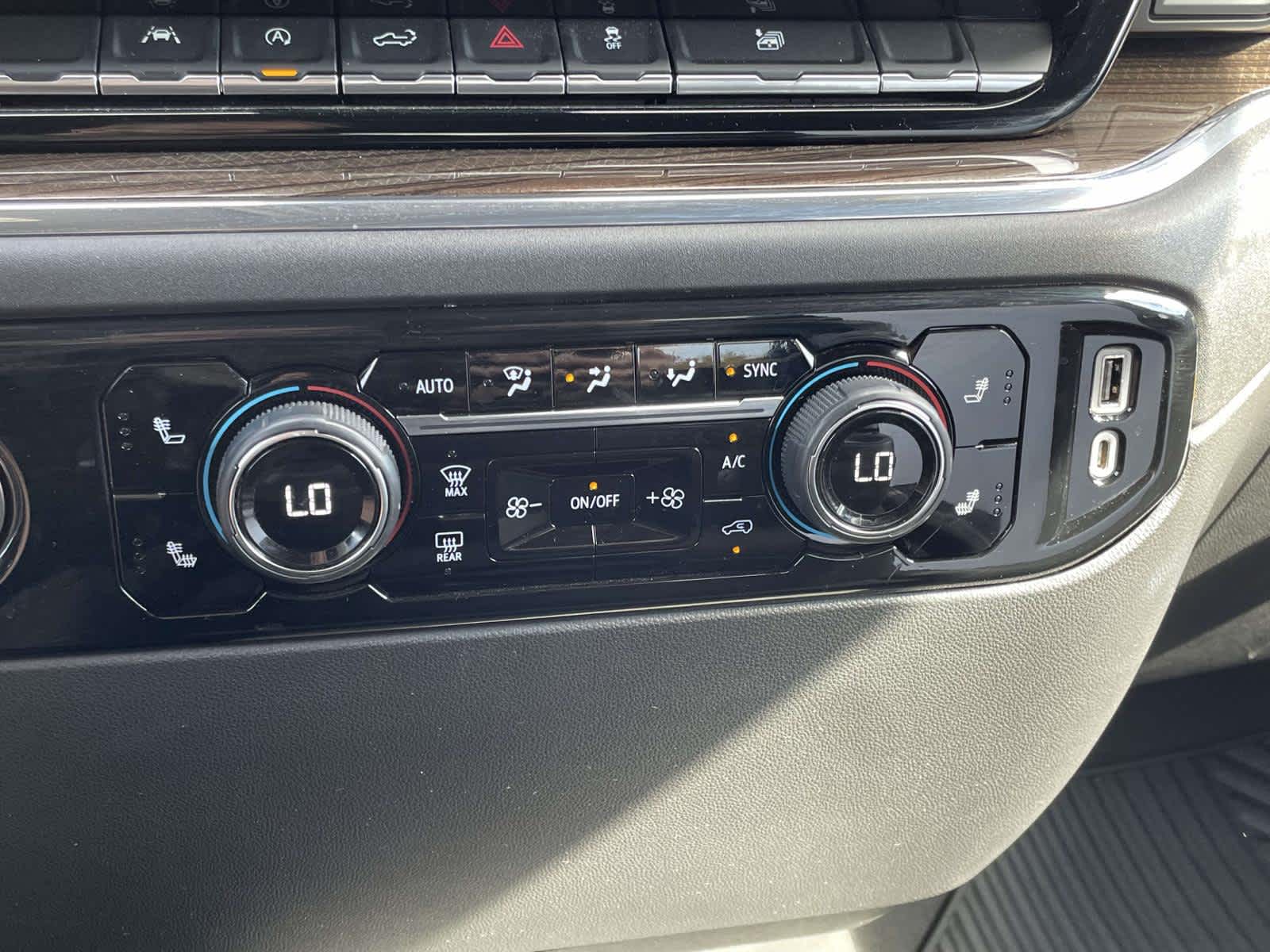 2023 Chevrolet Silverado 1500 LT photo 21