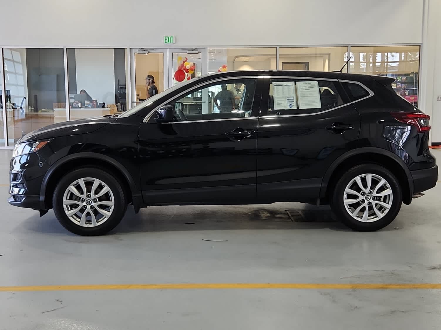 2021 Nissan Rogue Sport S photo 5