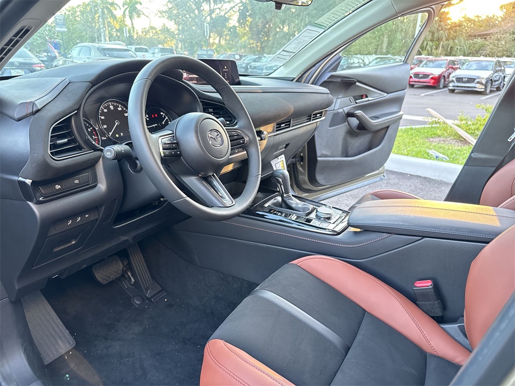 2024 Mazda CX-30 2.5 Turbo Carbon photo 35