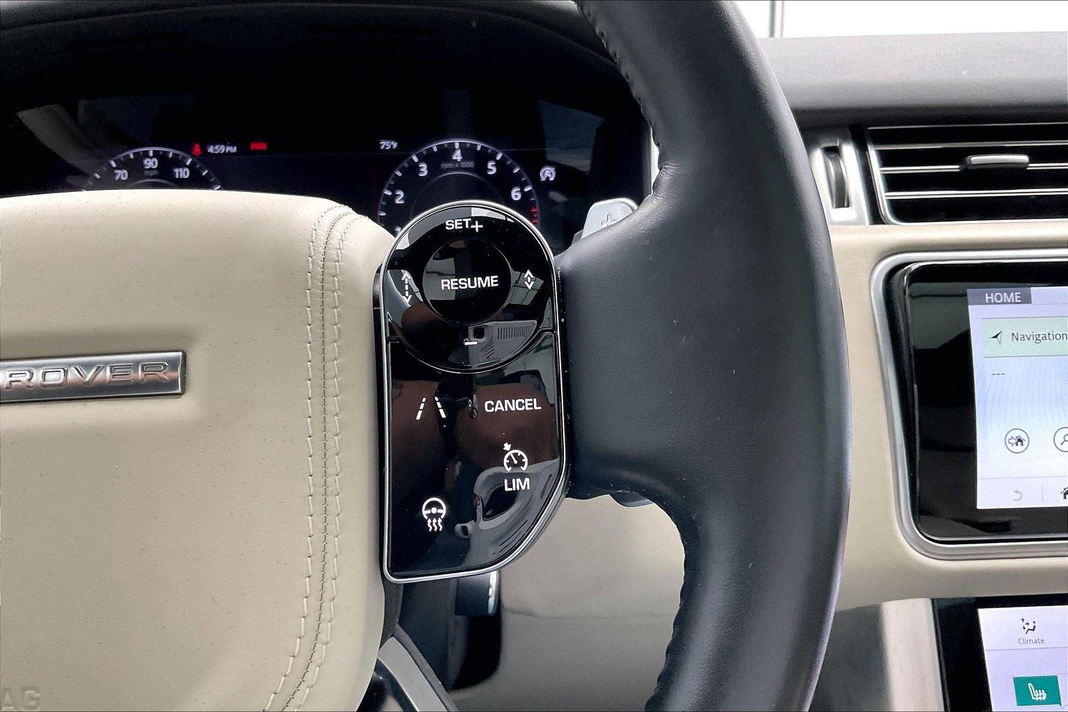 2021 Land Rover Range Rover Autobiography photo 16