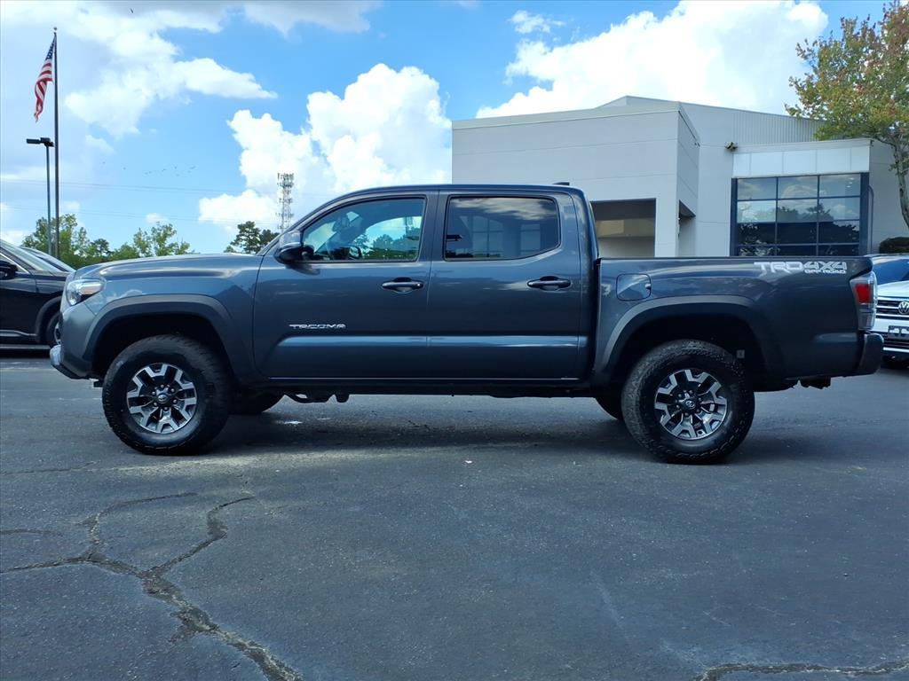 2023 Toyota Tacoma TRD photo 17