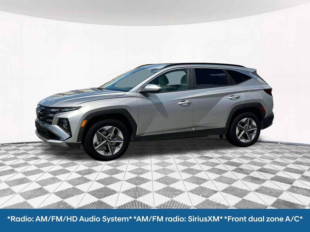 2025 Hyundai Tucson SEL photo 2