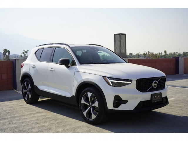 New Volvo XC40 for Sale in Cathedral City, CA