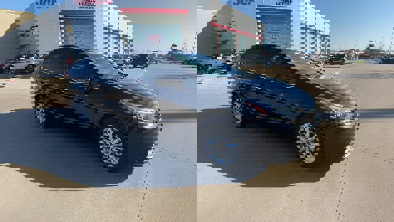 Used 2017 Kia Forte S with VIN 3KPFL4A78HE038650 for sale in Kansas City, KS