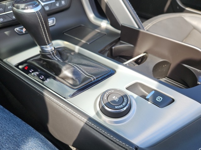 2015 Chevrolet Corvette Stingray Z51 3LT photo 37