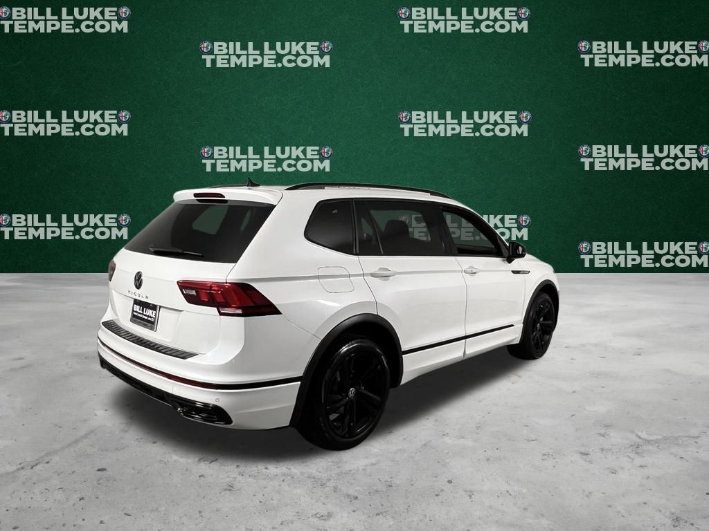 2023 Volkswagen Tiguan SE R-Line Black photo 4
