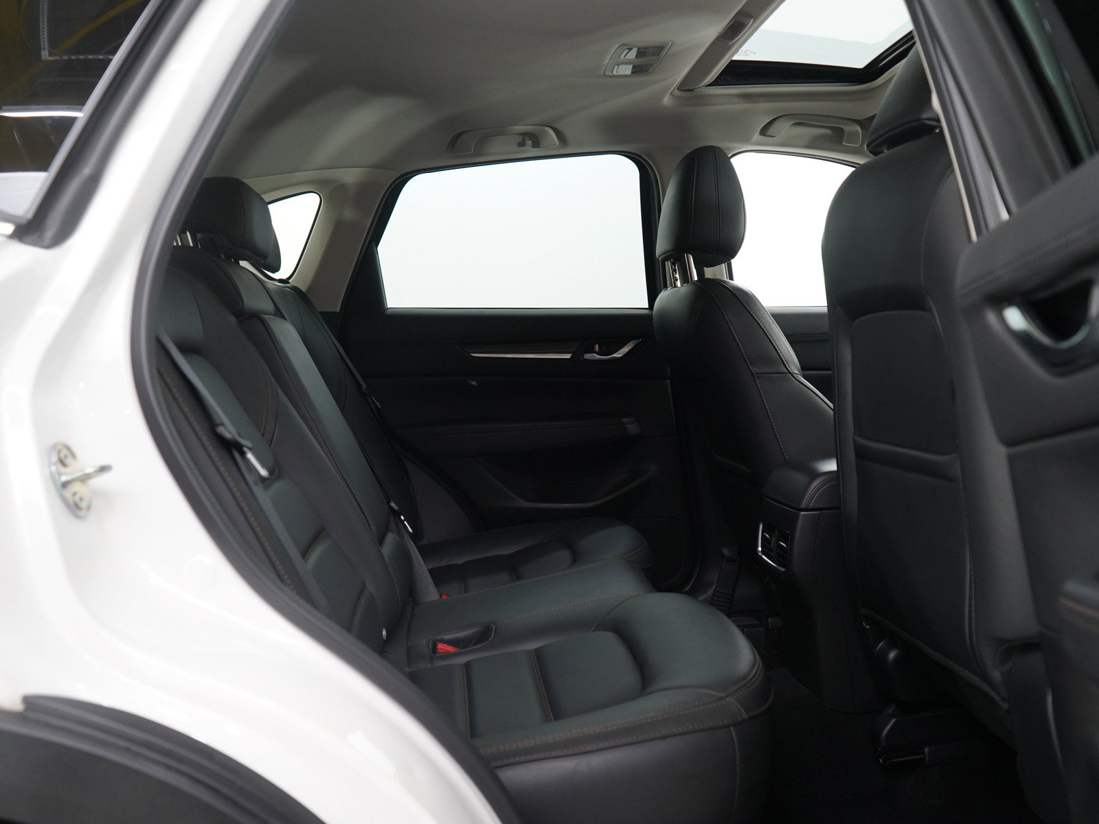 2023 Mazda CX-5 2.5 S Premium photo 5