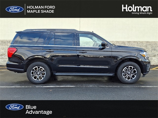 2024 Ford Expedition XLT's photo