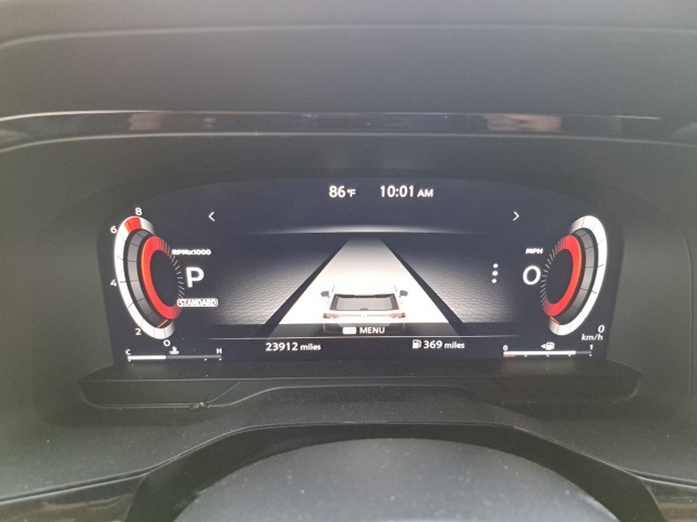 2024 Nissan Pathfinder Platinum photo 12