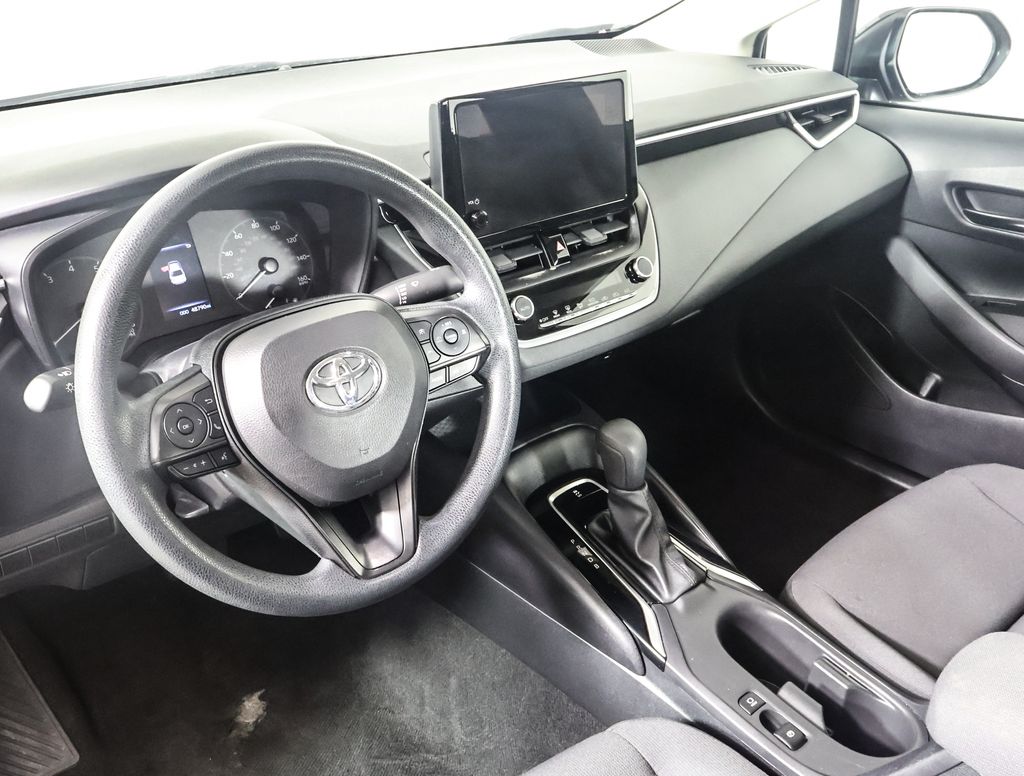 2024 Toyota Corolla LE photo 6